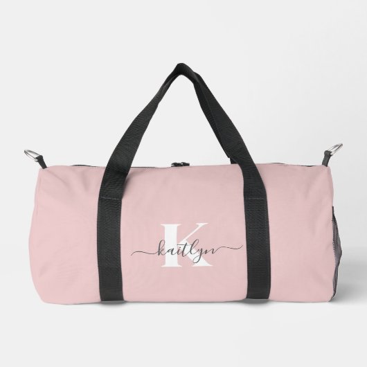 Elegantes Blush Pink Gray Script Monogram Duffle Bag (Vorderseite)