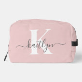 Elegantes Blush Pink Gray Script Monogram Waschbeutel (Rückseite)