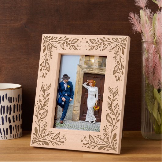 Elegantes Boho-Blumenmuster Geätzte Rahmen