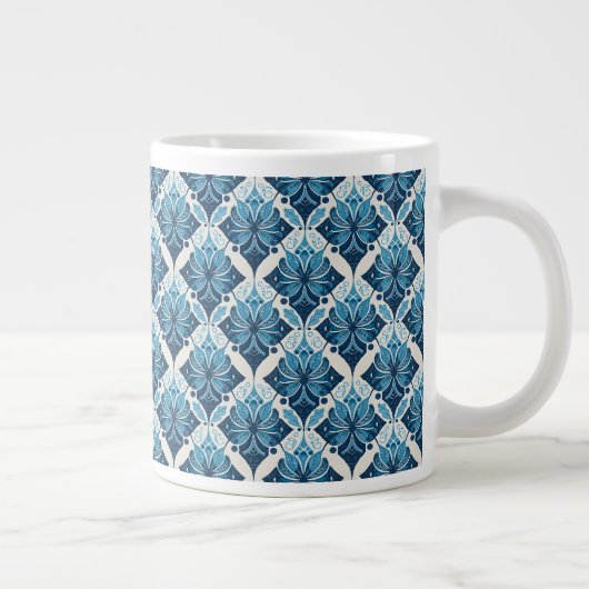 Elegantes Boho Blumenmuster in Blau Jumbo-Tasse (Rechts)
