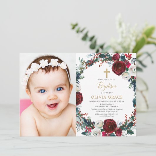 Elegantes bordeauxfarbenes Weihnachtsbaptismus-Fot Einladung (Stehend Vorderseite)