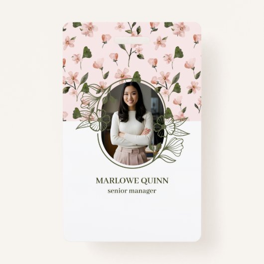 Elegantes Botanisches Monogramm-Logo Floral Wasser Ausweis (Vorderseite)