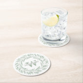 Elegantes Botanisches Wreath Monogramm Runder Pappuntersetzer (Vor Ort)