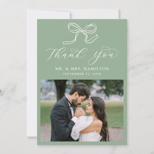 Elegantes Bow Sage Green Foto Hochzeit Dankeskarte (Vorderseite)
