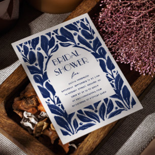 Elegantes Brautparty mit blühendem Marineblau Einladung