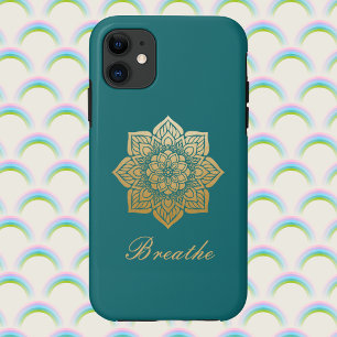 Elegantes Breathe Gold Mandala auf Rich Green Case-Mate iPhone Hülle