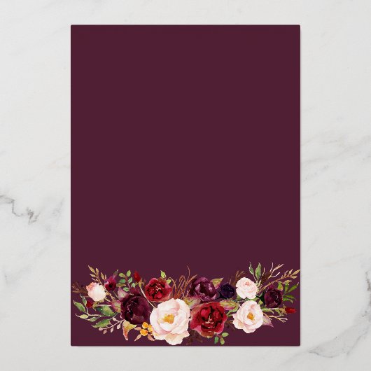 Elegantes Burgund & Blush Rose Bouquet Gold Folieneinladung (Rückseite)