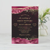 Elegantes Burgund und Gold Glam Tears Edges Weddin Einladung (Stehend Vorderseite)
