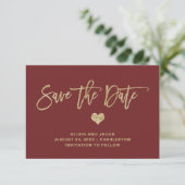 Elegantes Burgund und Gold mit Herz Save The Date (Stehend Vorderseite)
