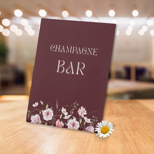 Elegantes Burgunder Champagner-Bar-Schild mit rosa Sockelschild