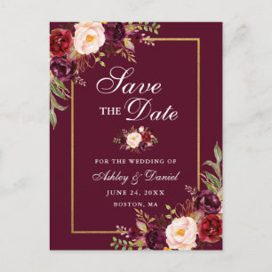 Elegantes Burgundy Floral Save the Date Gold Ankündigungspostkarte