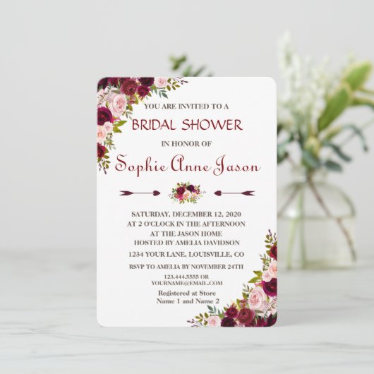 Elegantes Burgundy Marsala Floral Fall Brautparty Einladung (Stehend Vorderseite)