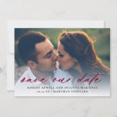 Elegantes Burgundy Red Text Foto Hochzeit Save The Date (Vorderseite)
