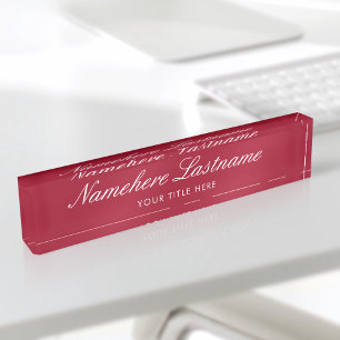 Elegantes Burgundy Script Einfach Minimalistisch m Namensplakette