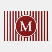 Elegantes Burgundy Stripes Monogramm Fußmatte (Vorderseite)
