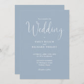 Elegantes Calligrafy Script Dusty Blue Wedding Einladung (Vorne/Hinten)