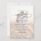 Elegantes Calligrafy Script Monogram Foto Wedding Einladung (Vorderseite)