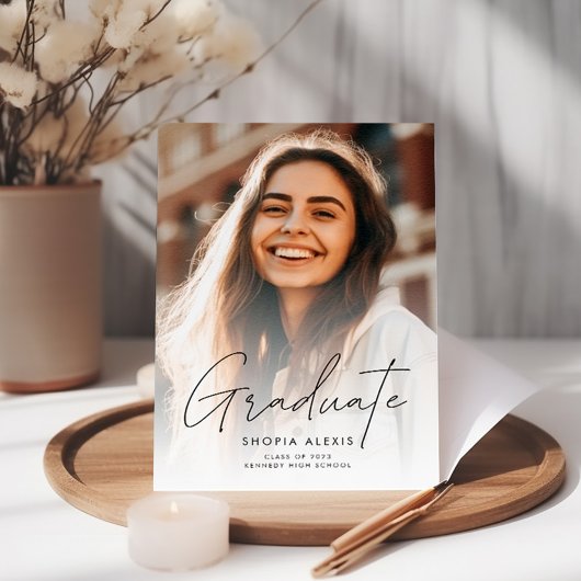 Elegantes Calligrafy Script Zwei-Foto-Abschluss Einladung