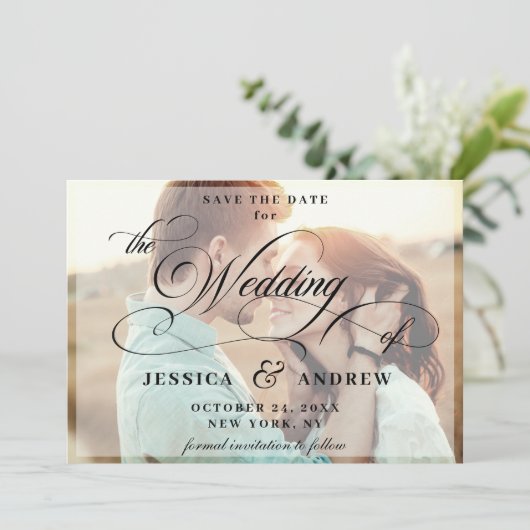 Elegantes Calligrafy Wedding FOTO Save the Date (Stehend Vorderseite)