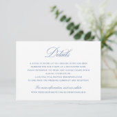 Elegantes Calligraphy Script Blue Wedding Details Einladung (Stehend Vorderseite)