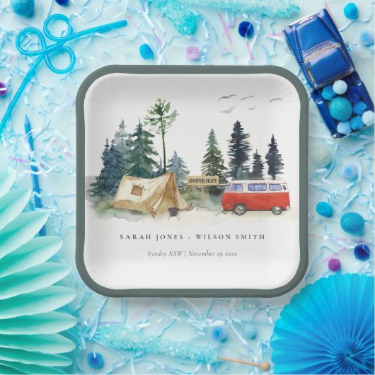 Elegantes Camping Hochzeit im Pinienwald Pappteller (Party)