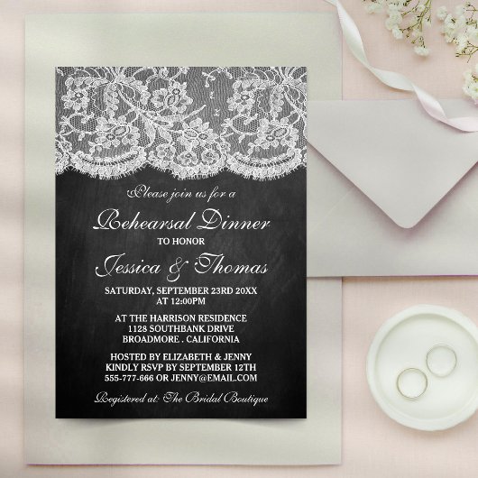 Elegantes Chalkboard & Lace Wedding Probe Dinner Einladung