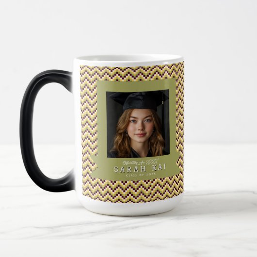 Elegantes Chevron-Muster Ehemann Abschlussgeschen Verwandlungstasse (Links)