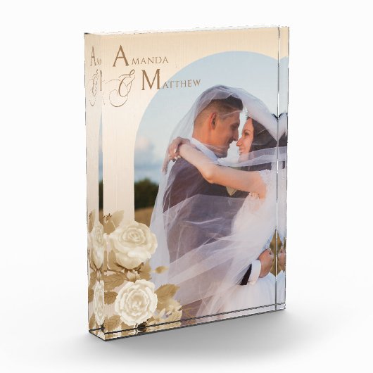 Elegantes Chic Beige Foto (Links)