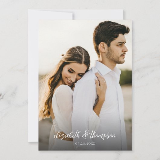 Elegantes Chic Script-Foto Hochzeit speichern das  Einladung (Rückseite)