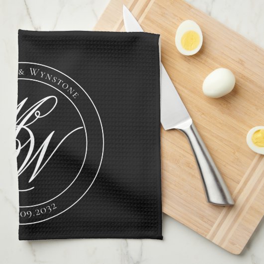 Elegantes Circle Monogram Script Geschirrtuch (Viertel Falte)