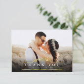 Elegantes Classic Typografy Foto Wedding Vielen Da Dankeskarte (Stehend Vorderseite)