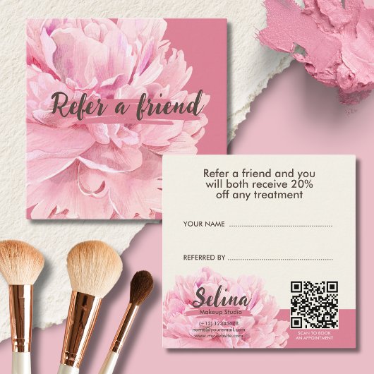 Elegantes Cream Blush Pink Floral Makeup Studio Empfehlungskarte
