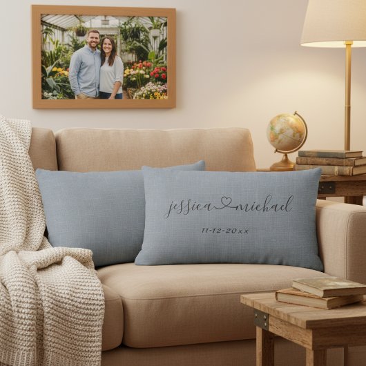 Elegantes Cursive Script Heart Names Wedding Date Lendenkissen