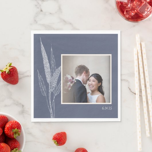 Elegantes Custom Foto Blue Botanical Garden Weddin Serviette (Beispiel)