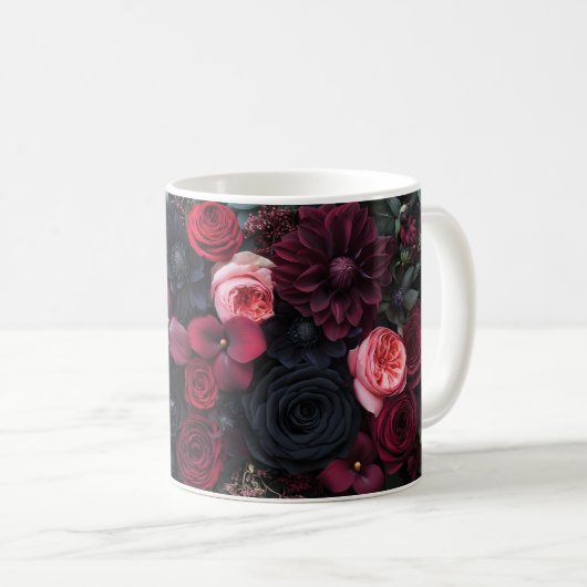 Elegantes dunkles Blumenarrangement mit Rose Kaffeetasse (VorderseiteRechts)