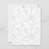 Elegantes Dusty Blue Floral Hochzeit Probe Dinner Einladung (Rückseite)