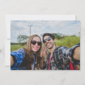 Elegantes Dusty Blue Signature Script-Foto Save The Date (Rückseite)