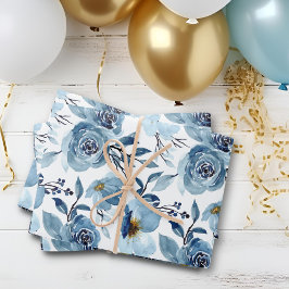 Elegantes Dusty Blue White Floral Rose Set von 3 Geschenkpapier Set