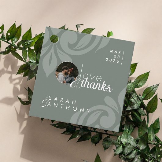 Elegantes Earthy Olive Damask Foto Hochzeit Runde Geschenkanhänger