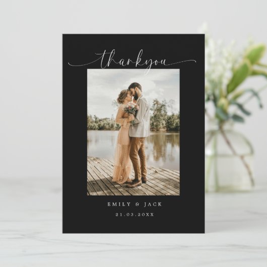 Elegantes Ehepaar Minimalistische einfache Script- Einladung (Stehend Vorderseite)