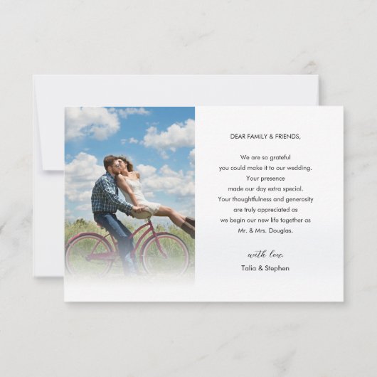 Elegantes, einfaches Hochzeitsskript typografische Dankeskarte (Rückseite)