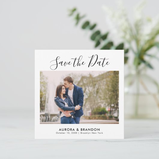 Elegantes einfaches Minimalistisches modernes Hoch Save The Date (Stehend Vorderseite)