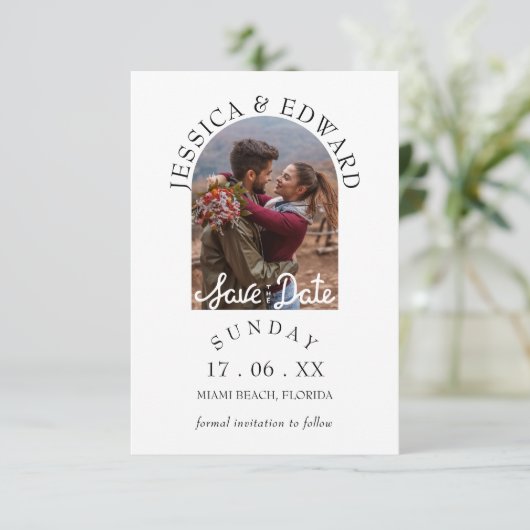 Elegantes einfaches, modernes Script-Foto Save the Date (Stehend Vorderseite)