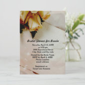 Elegantes Elfenbein - Gelbes Weißes Roses-Brautpar Einladung (Stehend Vorderseite)