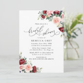 Elegantes Fall Floral Burgundy Blush Brautparty Einladung (Stehend Vorderseite)