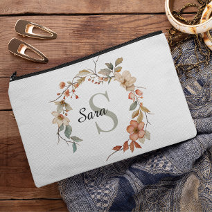 Elegantes Fall Watercolor Floral White Monogram Zubehörtasche