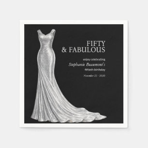 Elegantes fantastisches silbernes Kleid der Frau z Serviette