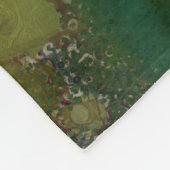 Elegantes Fantasy Frauenportrait in Grün und Blau Fleecedecke (Ecke)