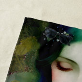Elegantes Fantasy Frauenportrait in Grün und Blau Strandtuch (Beispiel)