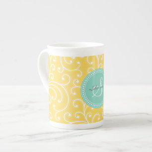 Elegantes, feminin-gelbes Blumenmuster-Monogramm Porzellantasse
